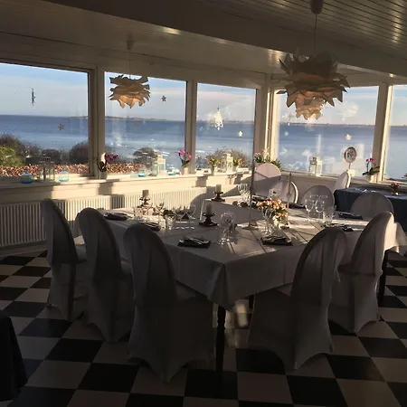 Apartmanhotel Harmonien 3*